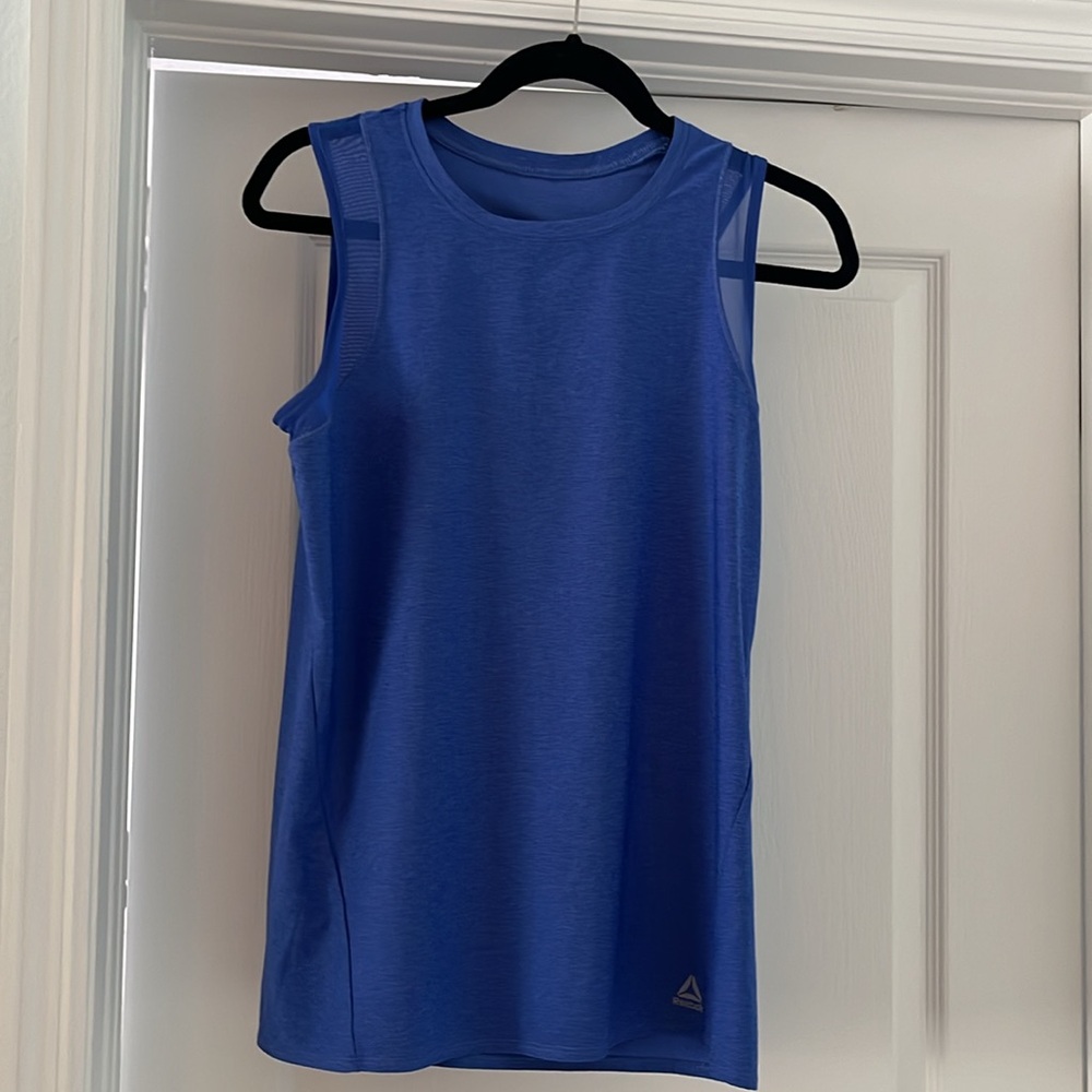 Reebok sport top